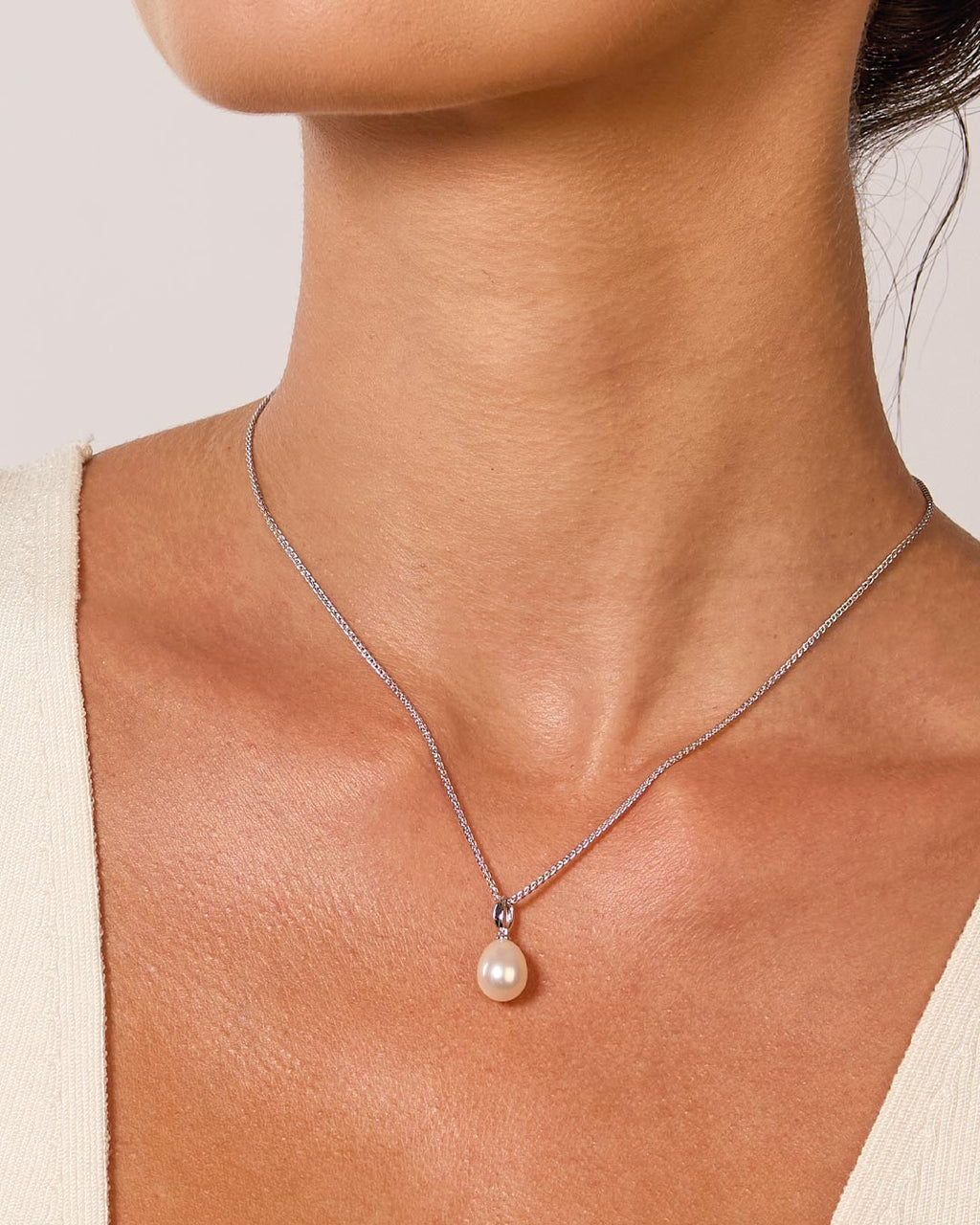 Revival Classic Pearl Necklace