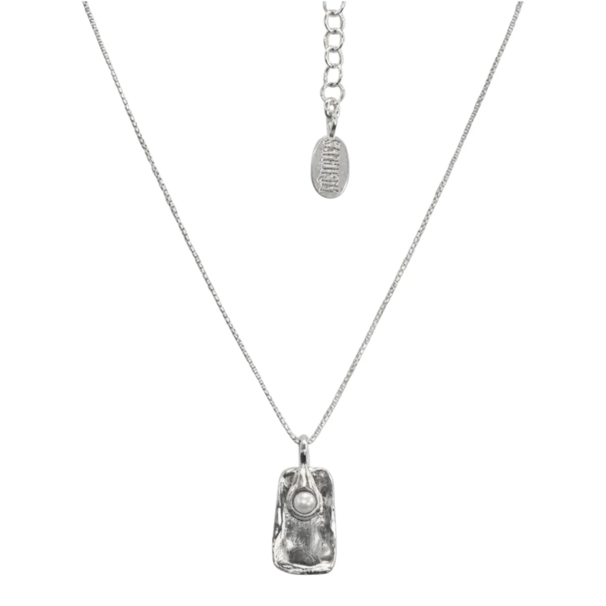Organic small pearl necklace
