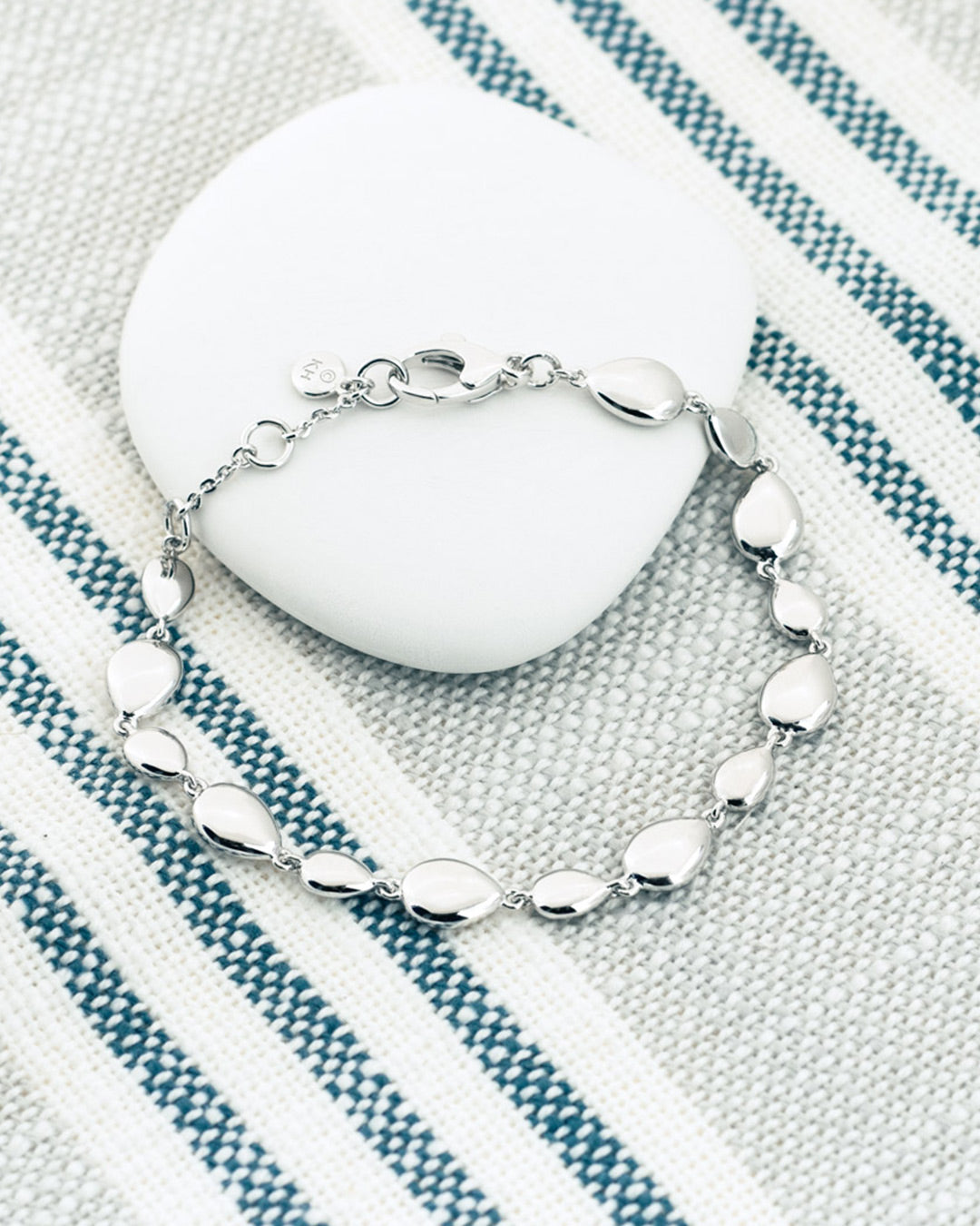 Coast Pebble Linking Pebbles Bracelet