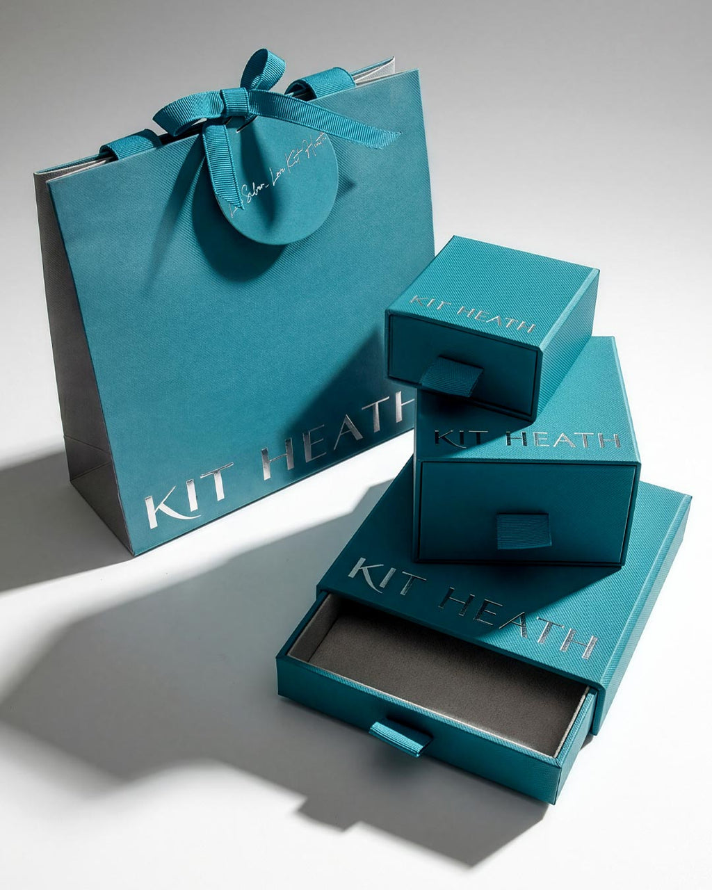 Bevel Cirque Slim Wave Bangle