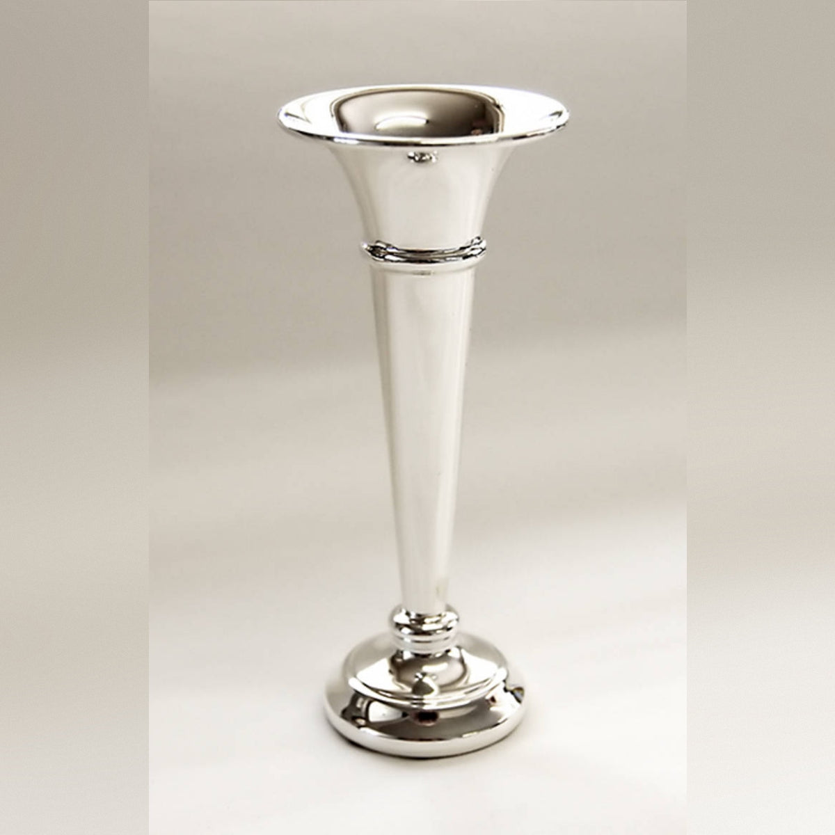 Trumpet Flower Vase Large 8 Inch