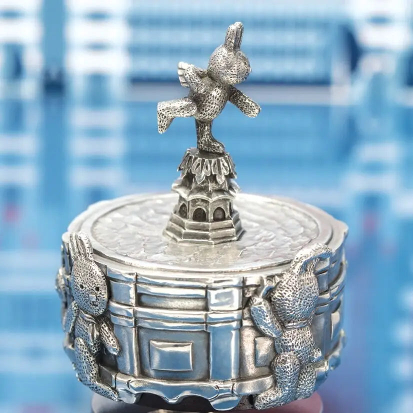 Piccadilly Circus Pewter Music Carousel