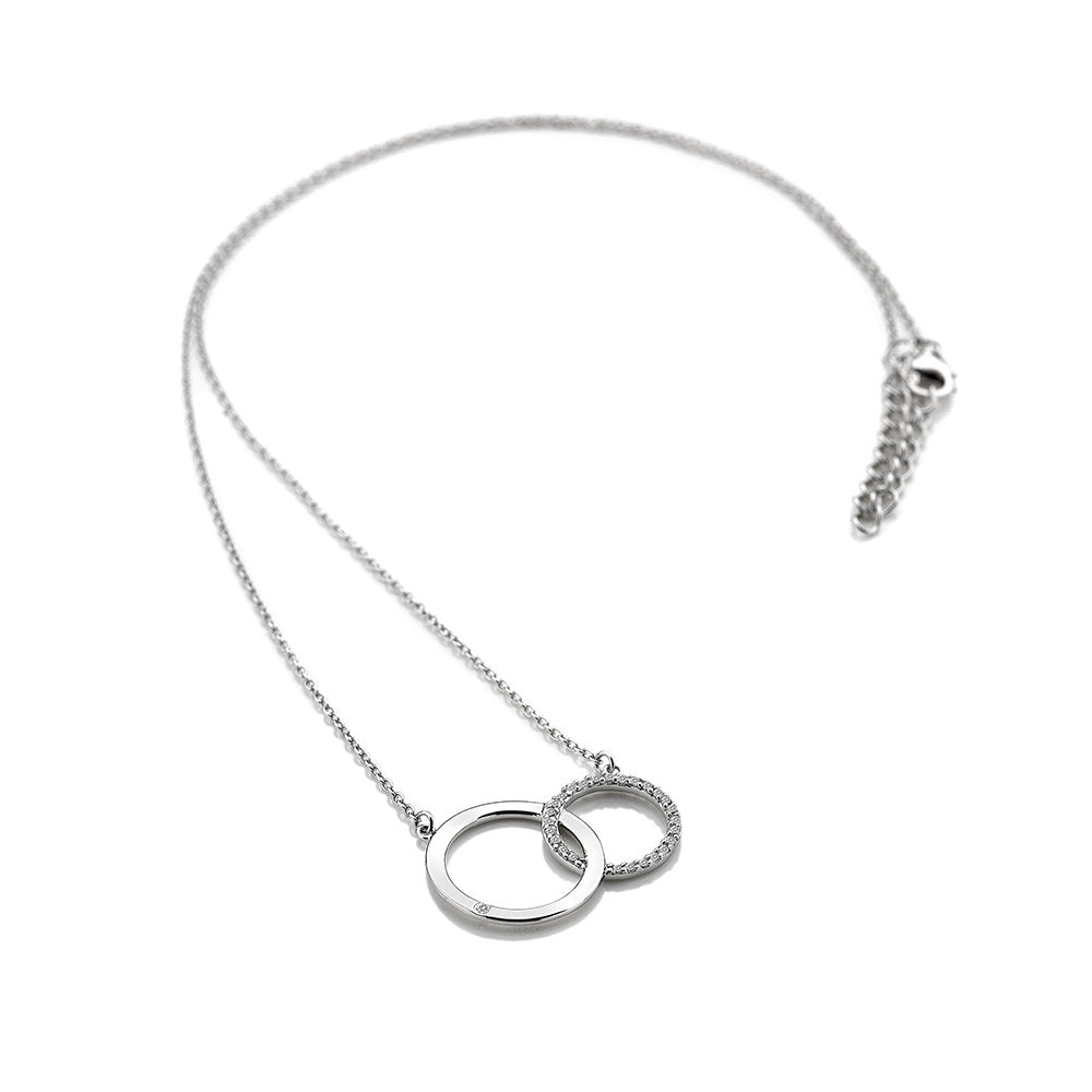 Hot Diamonds Striking Circle Necklace