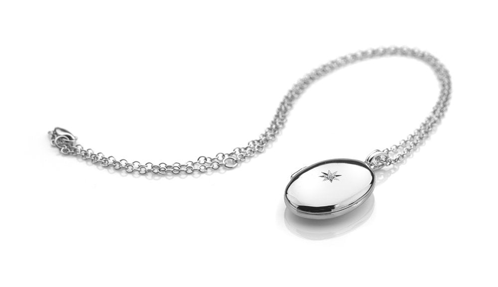 Hot Diamonds Confident Oval Locket